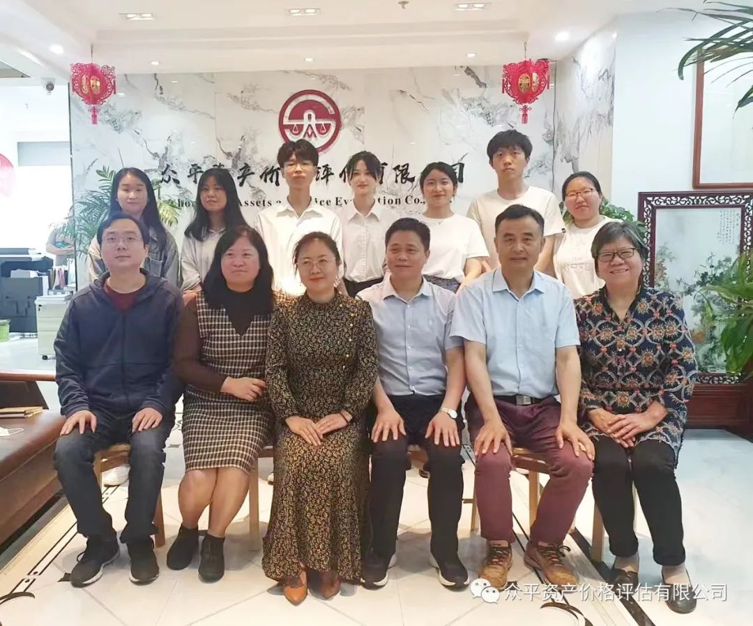 熱烈歡迎江西中醫(yī)藥大學(xué)科技學(xué)院來(lái)我司訪(fǎng)企拓崗
